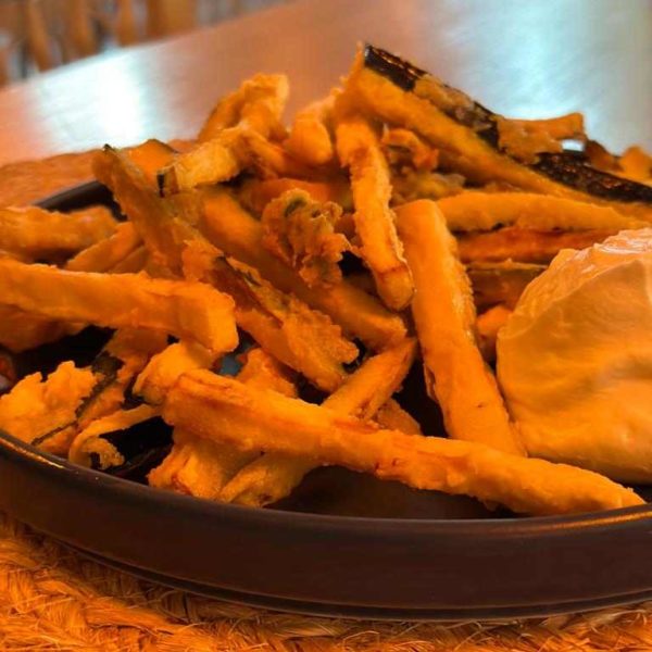 Gebackene Zucchini und Auberginenchips